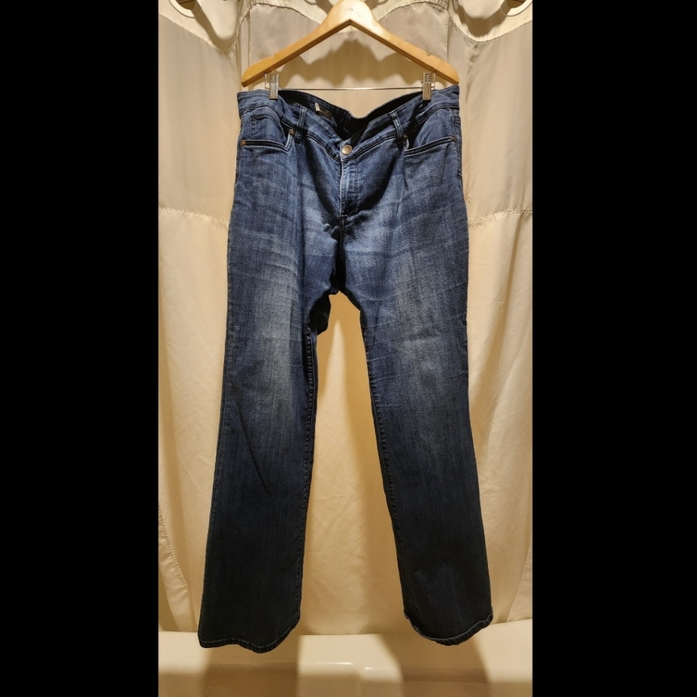 Bootcut Jeans Plus Size